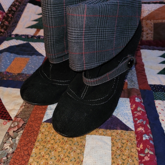 Tribe Mary Jane Style Booties - Picture 2 of 9